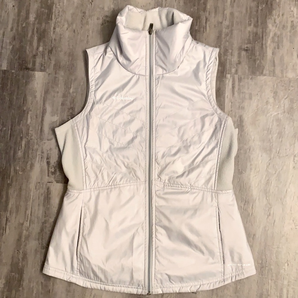 NEW Colombia Omni-Shield Vest, Gray